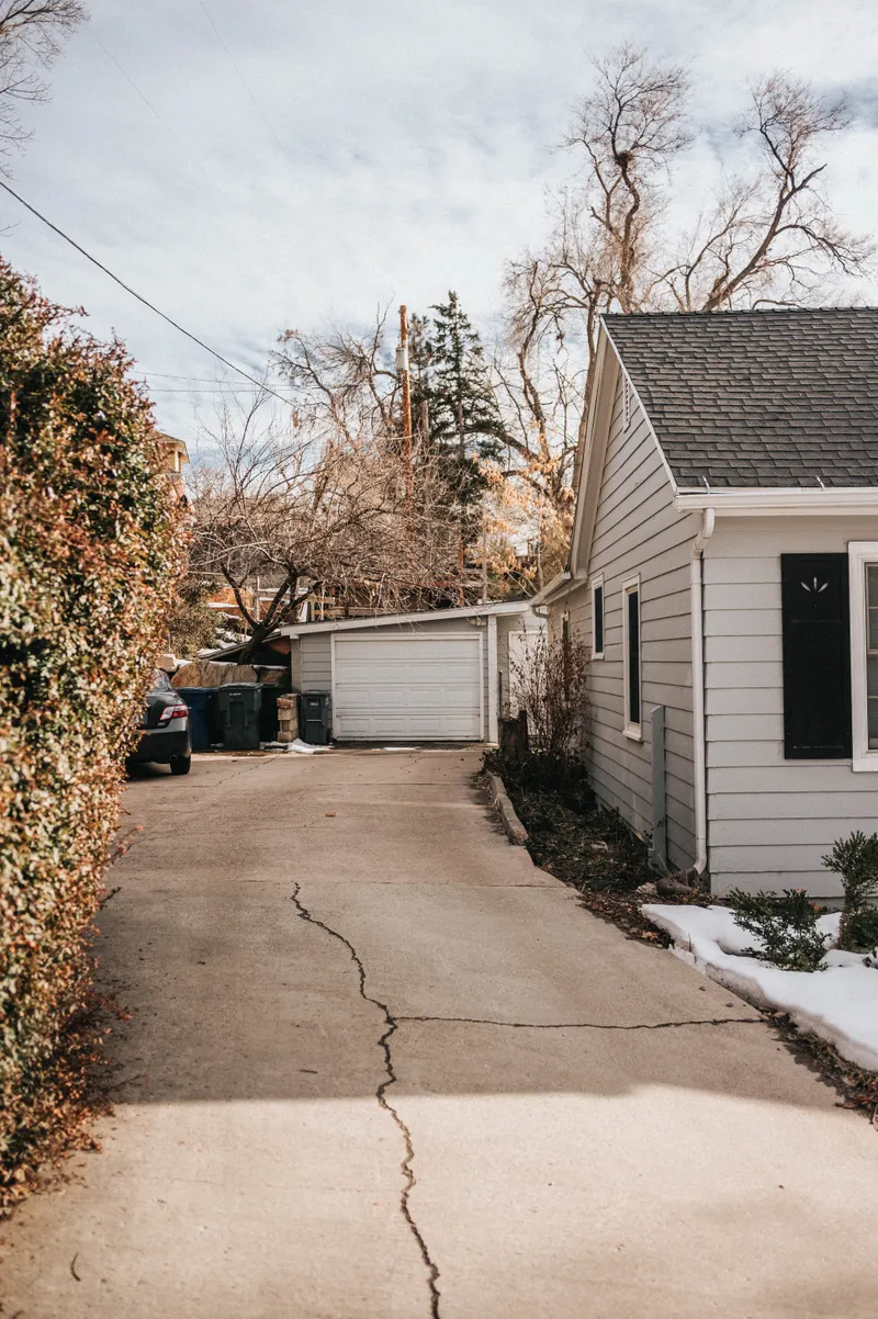 Expansive Clay Heaving & Cracking Driveways